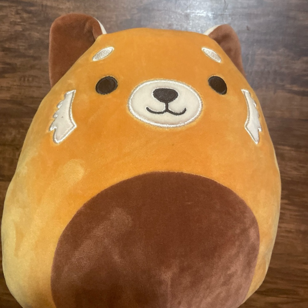 Squishmallows Seth the red panda NWOT